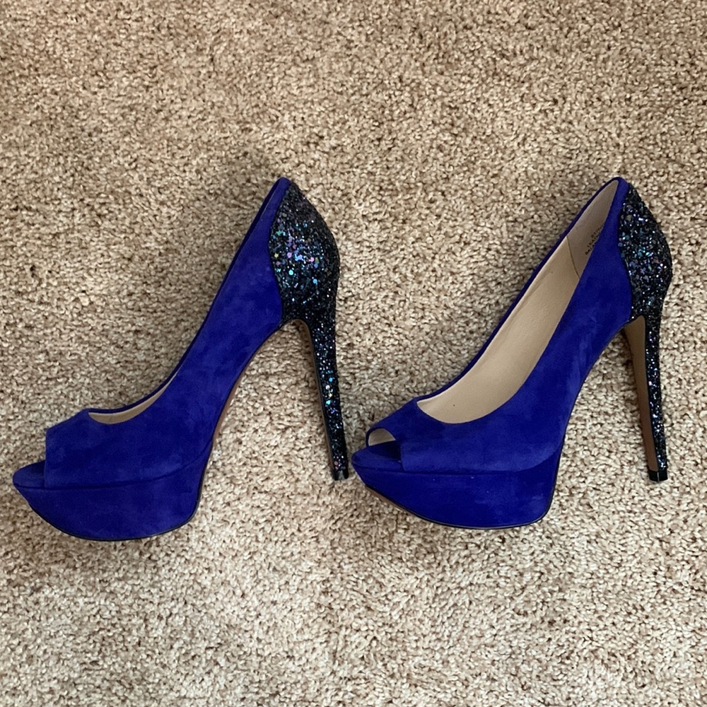 Boutique 9 blue peep toe pumps, size 6.5